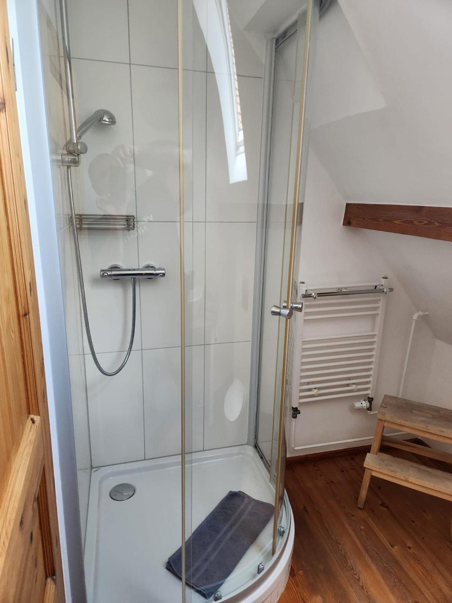 Hotel Rhodter Adler Родт унтер Ритбург Екстериор снимка